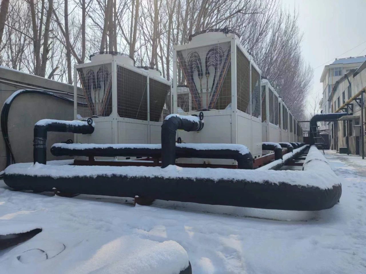 为什么milan米兰空气能热泵能在低温环境高效运行呢？